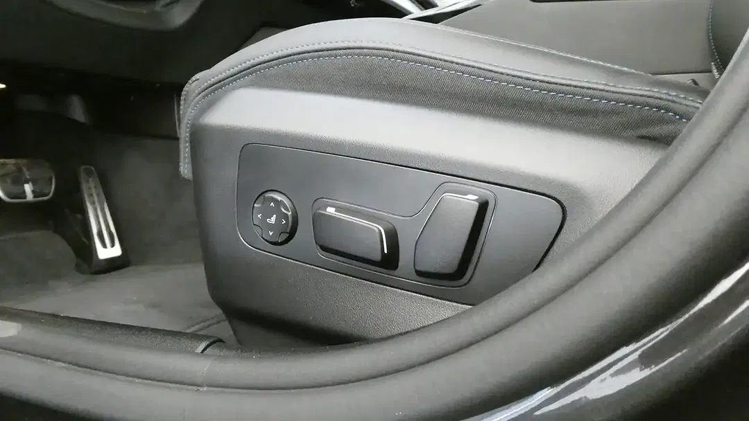 BMW 540 xDrive Pro - Thumbnail 12