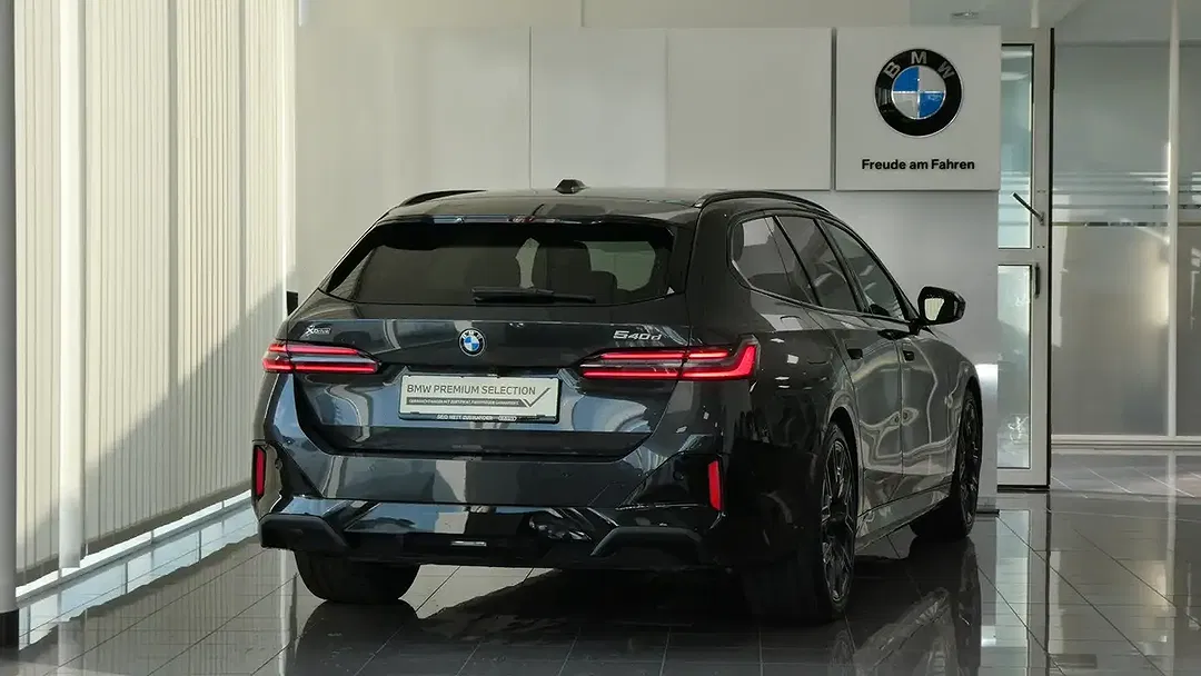 BMW 540 xDrive Pro - Thumbnail 6