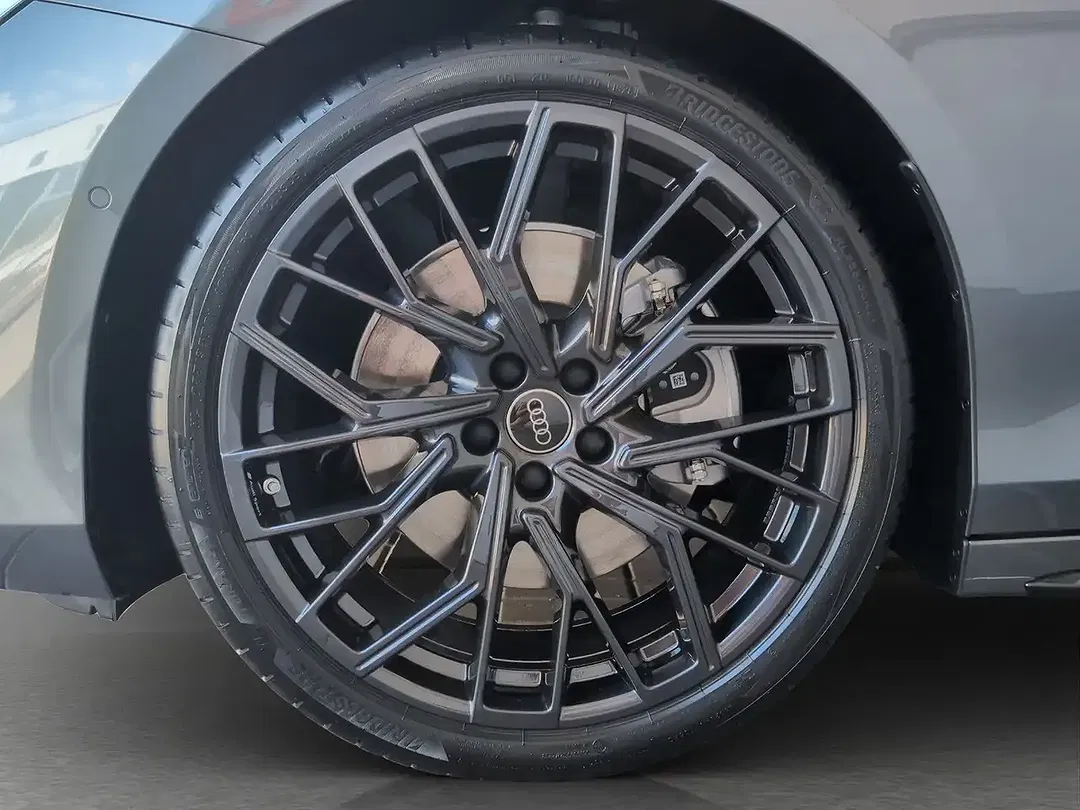 Audi A6 quattro Edition One - Thumbnail 13
