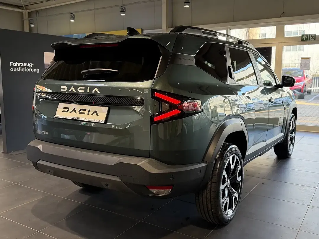 Dacia Bigster TCe Journey - Thumbnail 12
