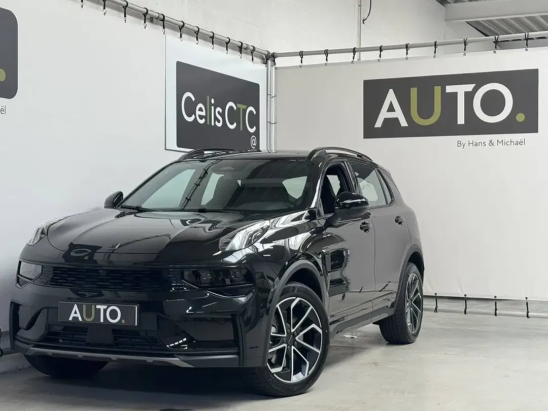Lynk & Co 01 - foto 1