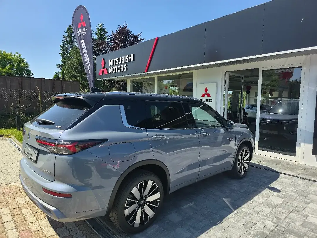 Mitsubishi Outlander 2.4 PHEV Diamant Top - Thumbnail 11