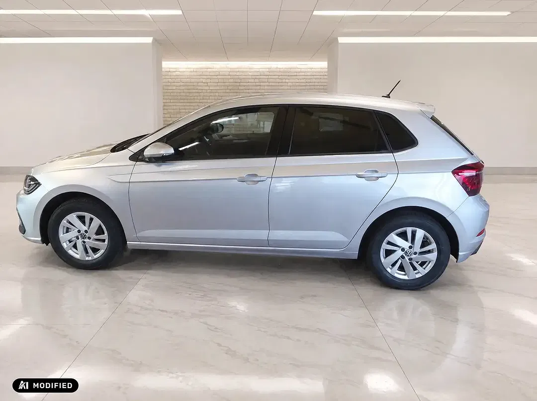 Volkswagen Polo - Thumbnail 5