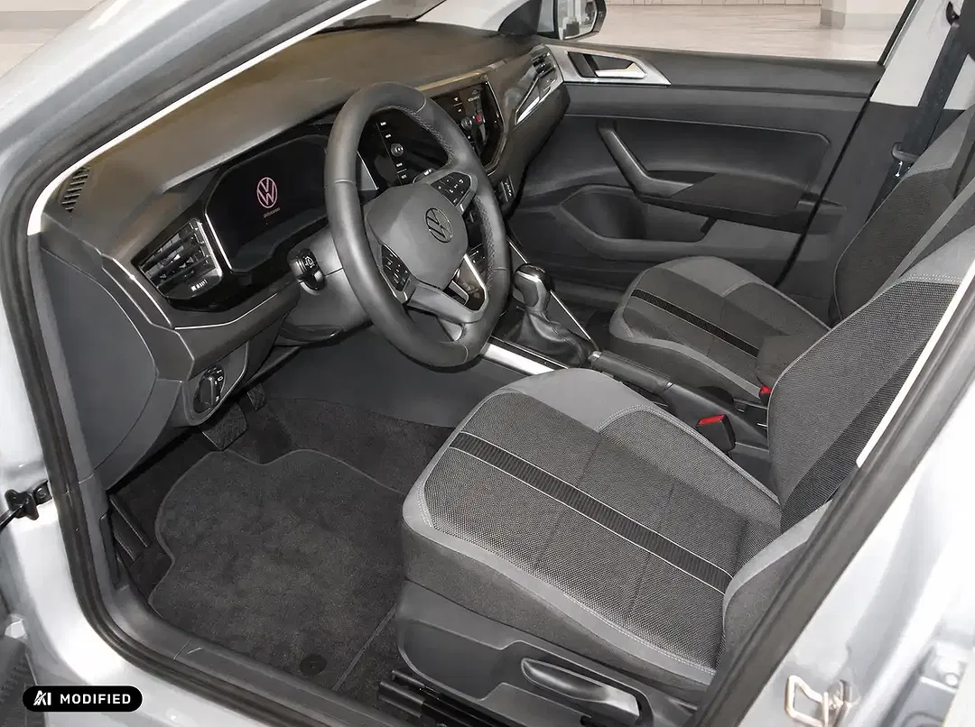 Volkswagen Polo - Thumbnail 8
