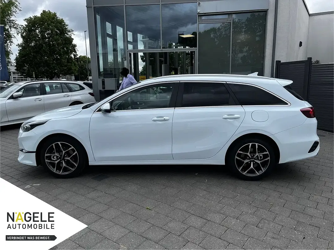 Kia Ceed SW / cee'd SW 1.0 T-GDI AMT Ultimate Edition - Thumbnail 3