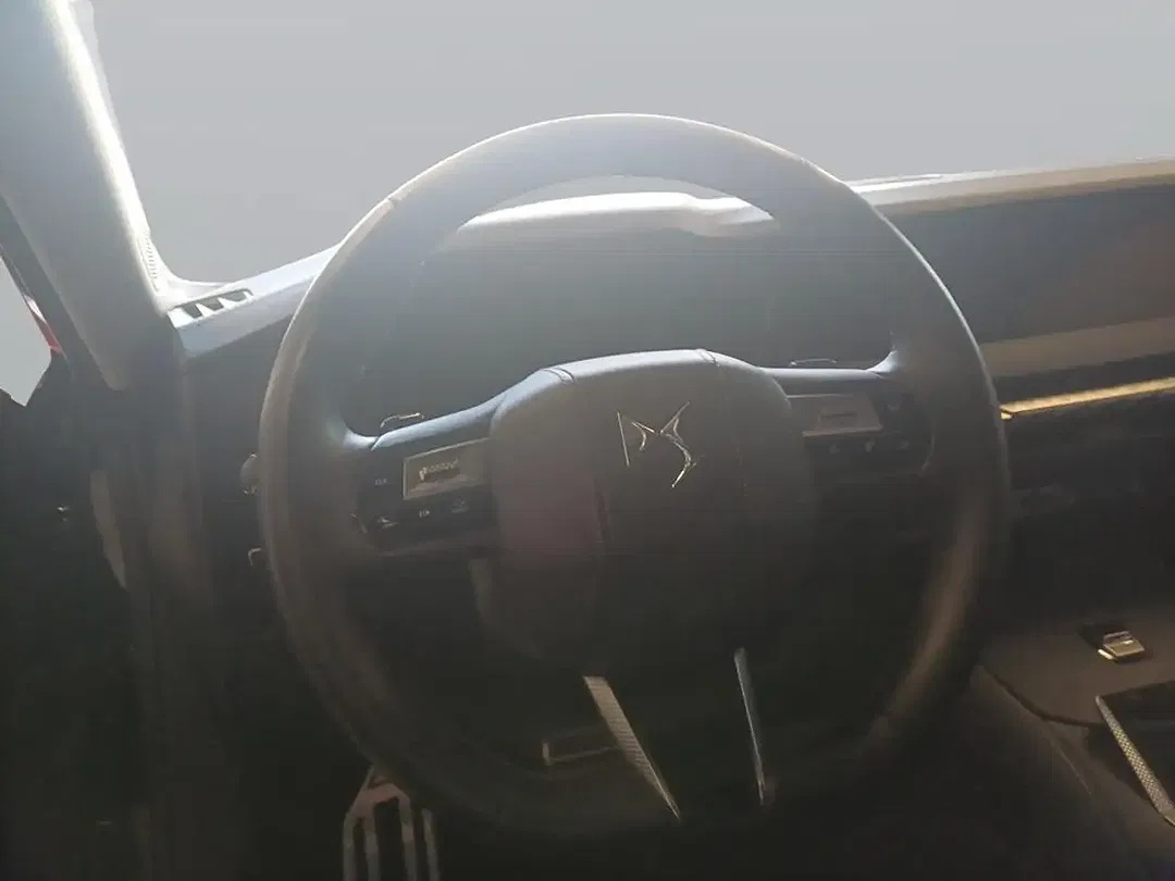 DS Automobiles DS 4 - foto 10