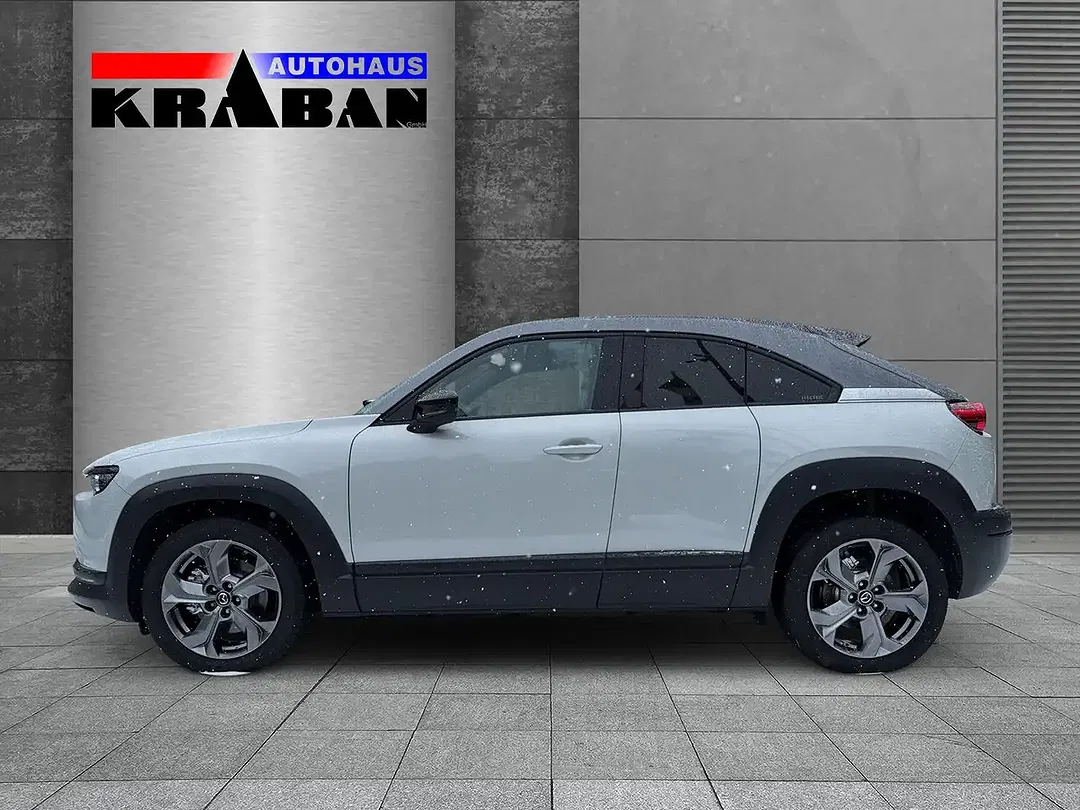 Mazda MX-30 First Edition - Thumbnail 3