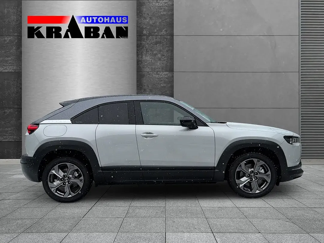 Mazda MX-30 First Edition - Thumbnail 6