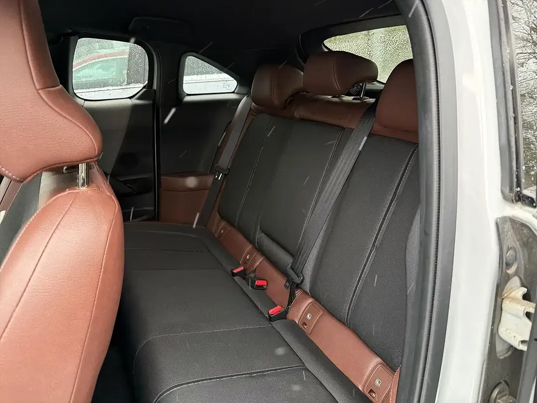 Mazda MX-30 First Edition - Thumbnail 9