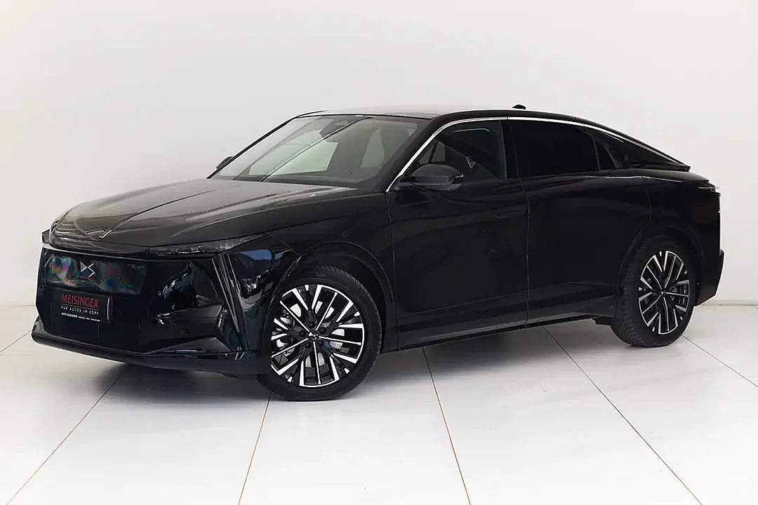 DS Automobiles N°8 - Afbeelding 1