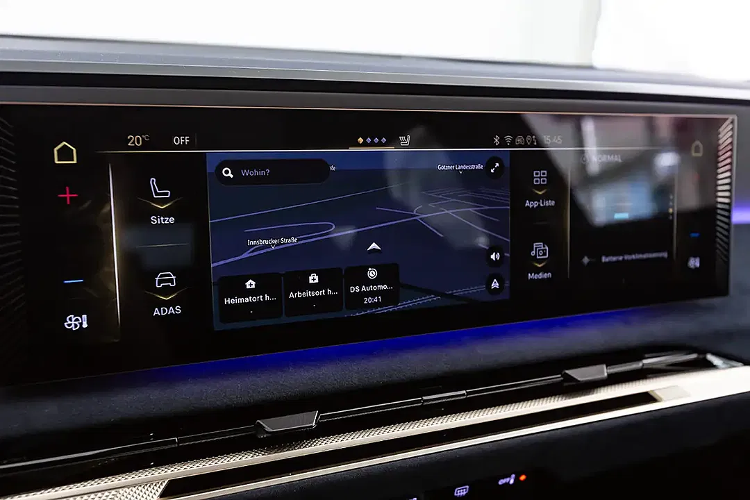 DS Automobiles N°8 - Thumbnail 8