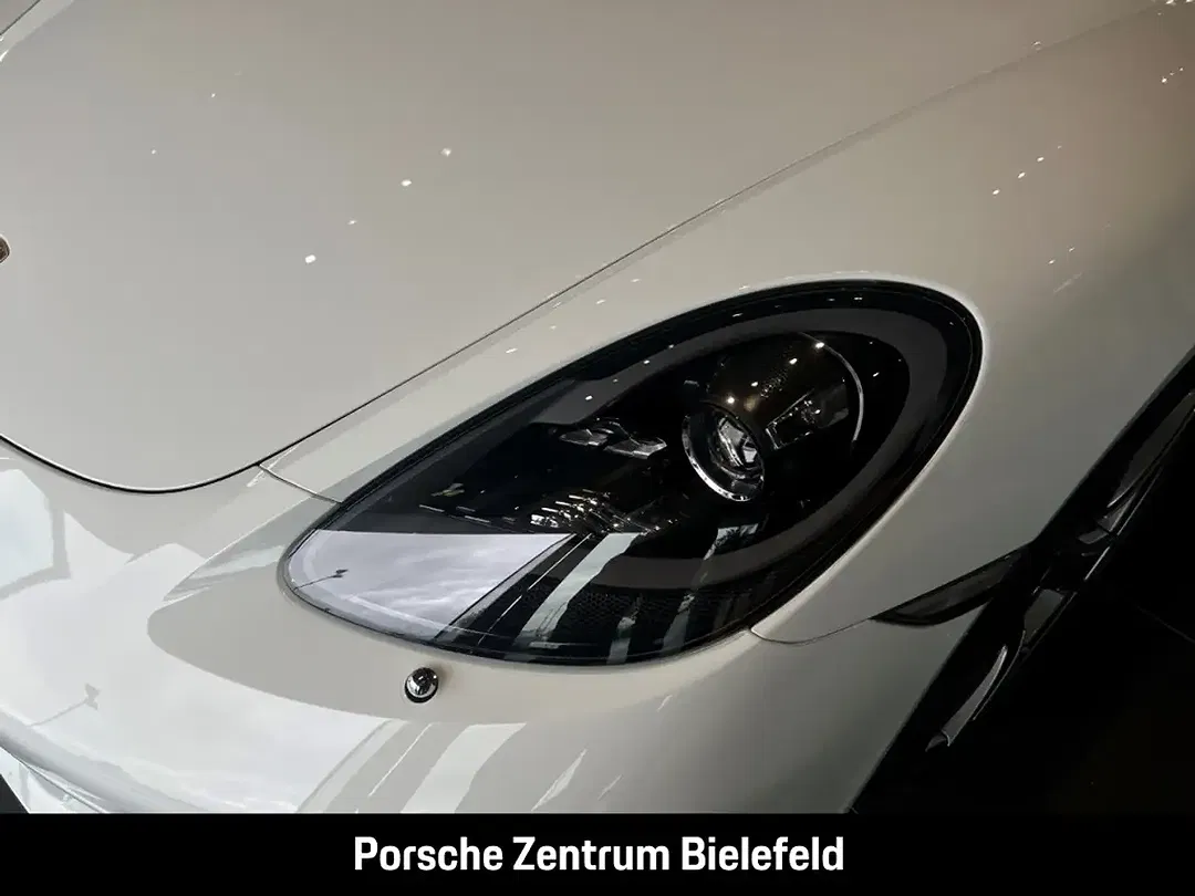 Porsche Boxster - Thumbnail 10