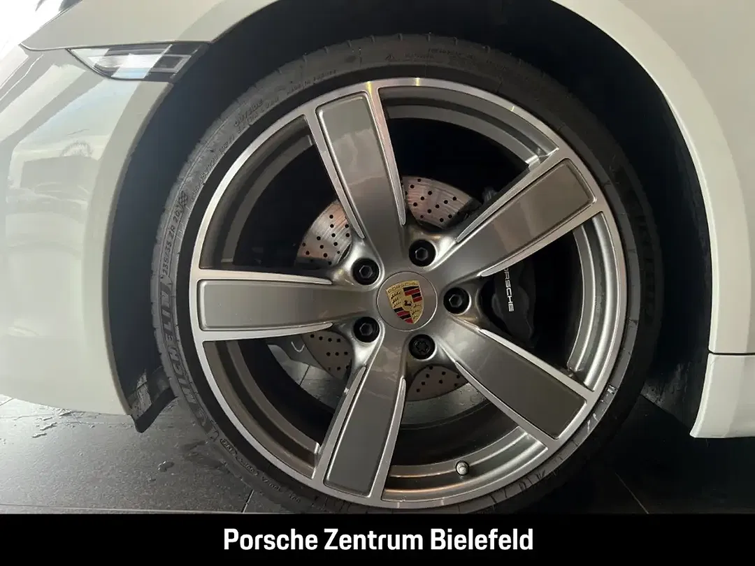 Porsche Boxster - Thumbnail 11
