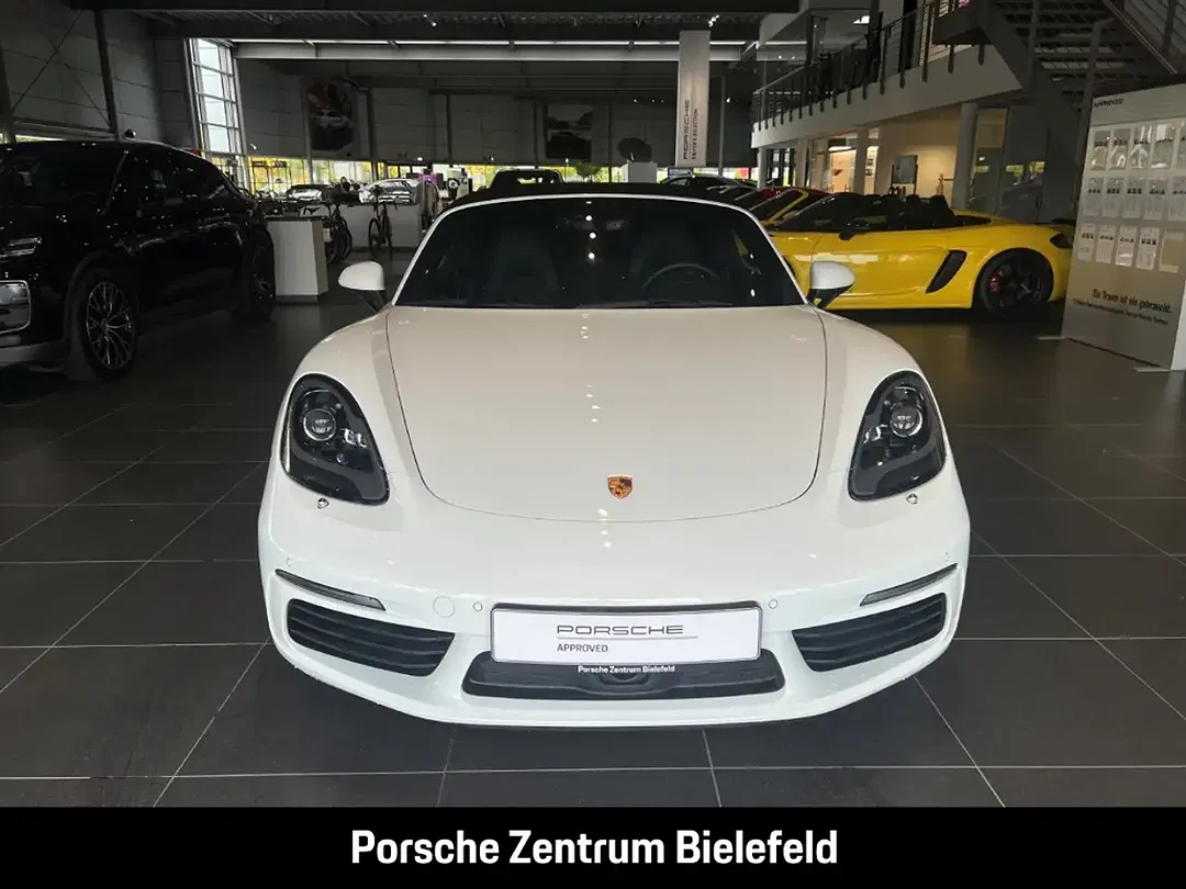 Porsche Boxster - Thumbnail 4