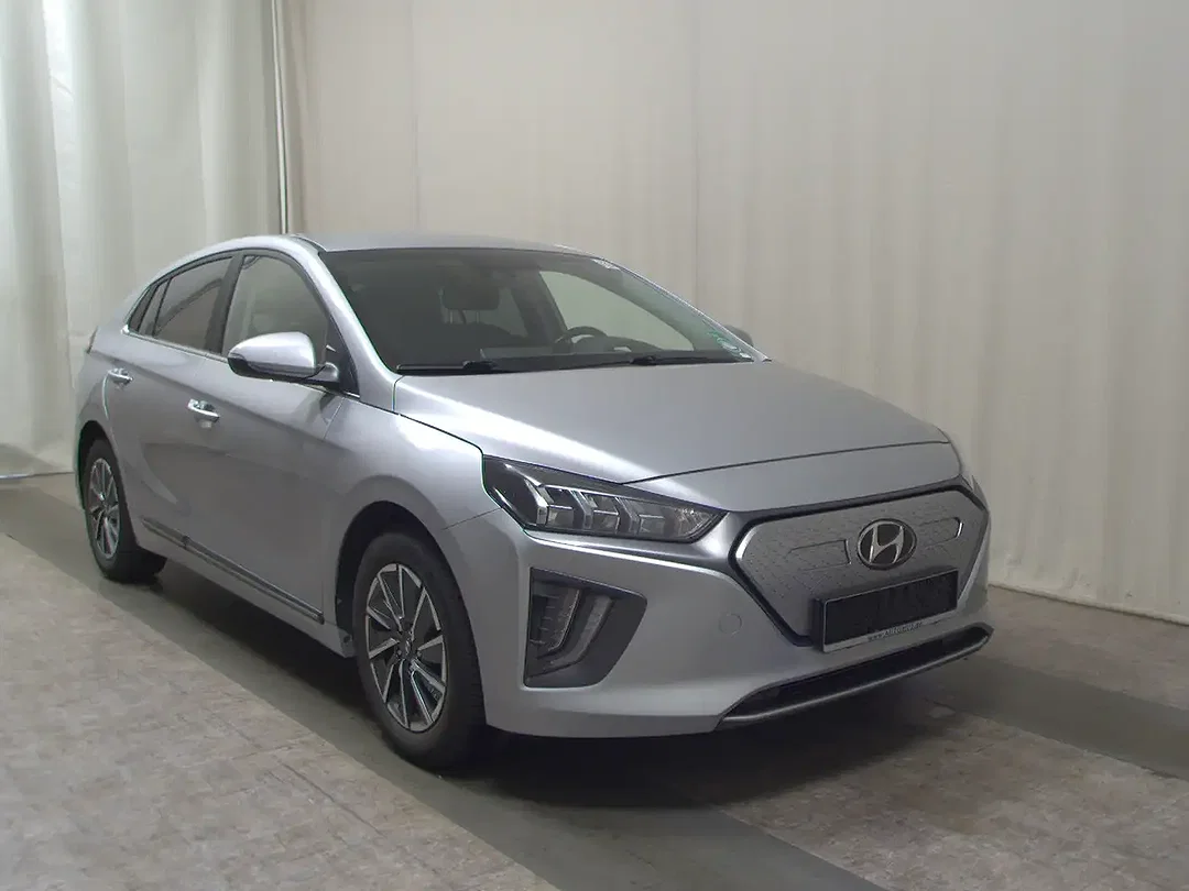 Hyundai IONIQ Style - Afbeelding 1