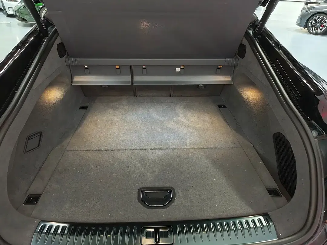 Lotus Emeya R - Thumbnail 6