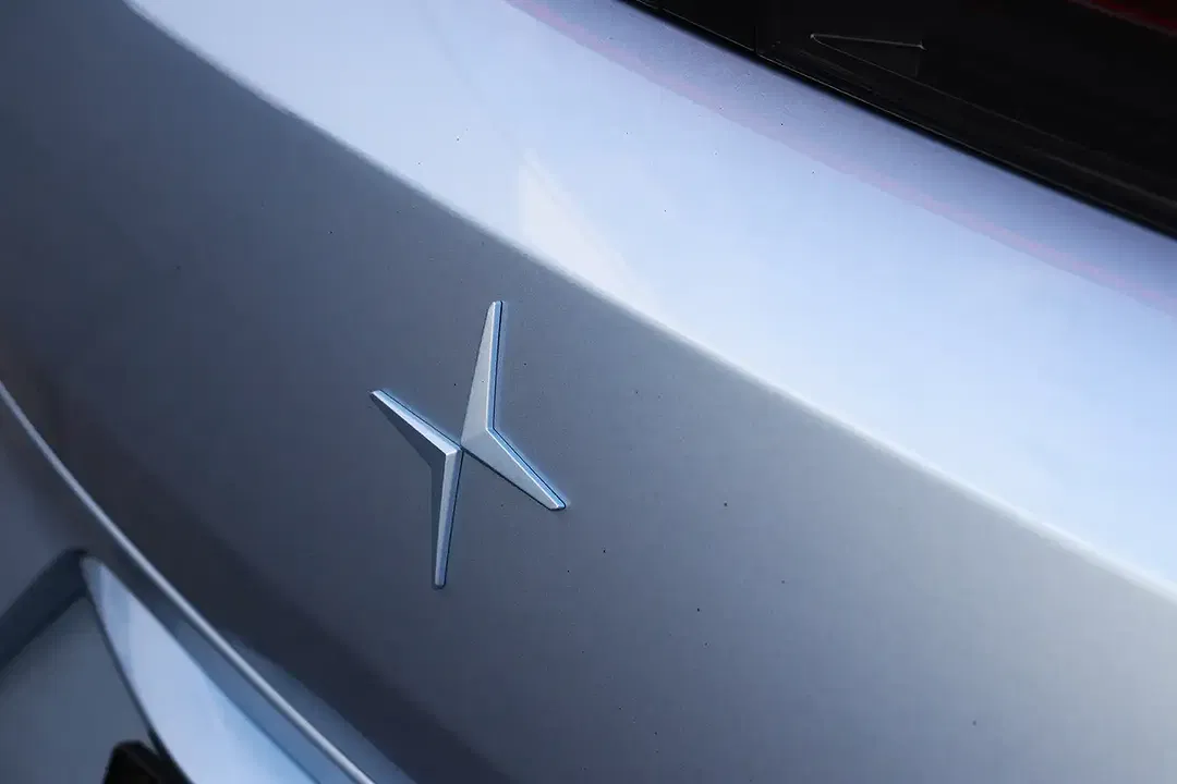 Polestar 4 Performance Pilot Plus - Thumbnail 17