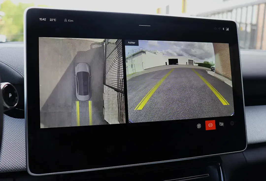 Polestar 4 Performance Pilot Plus - Thumbnail 25