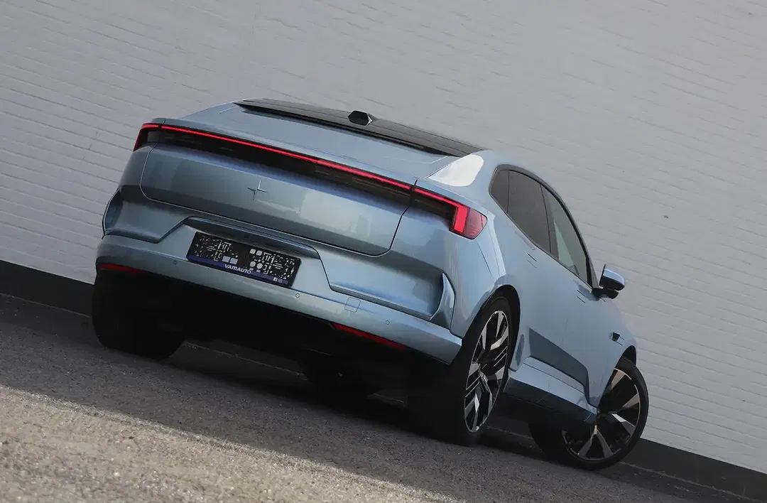 Polestar 4 Performance Pilot Plus - Thumbnail 5