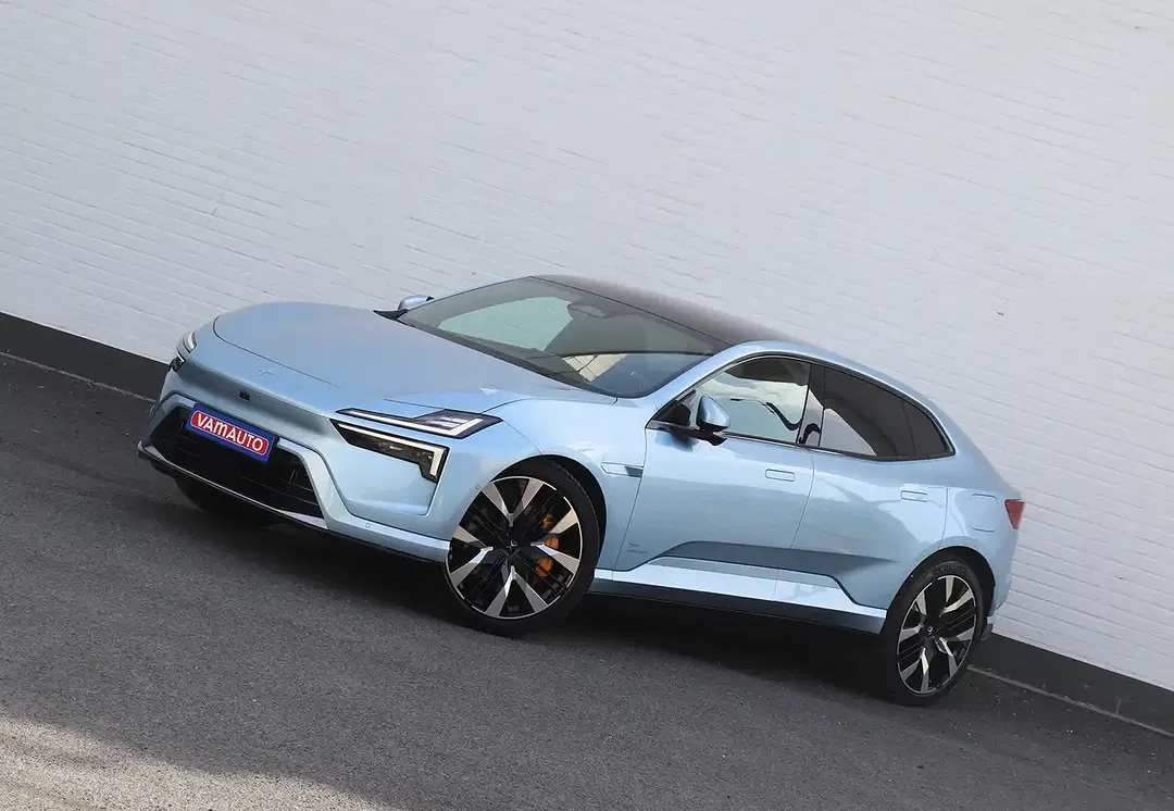 Polestar 4 Performance Pilot Plus - Thumbnail 6