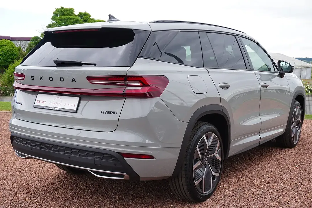Skoda Kodiaq 1.5 TSI DSG Sportline - Thumbnail 4