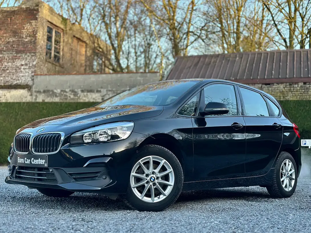 BMW 218 1.5 Active Tourer - Thumbnail 3