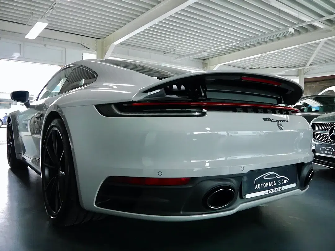 Porsche 992 - Thumbnail 12