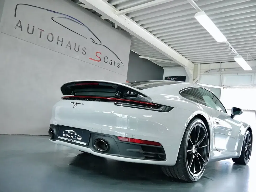 Porsche 992 - Thumbnail 7