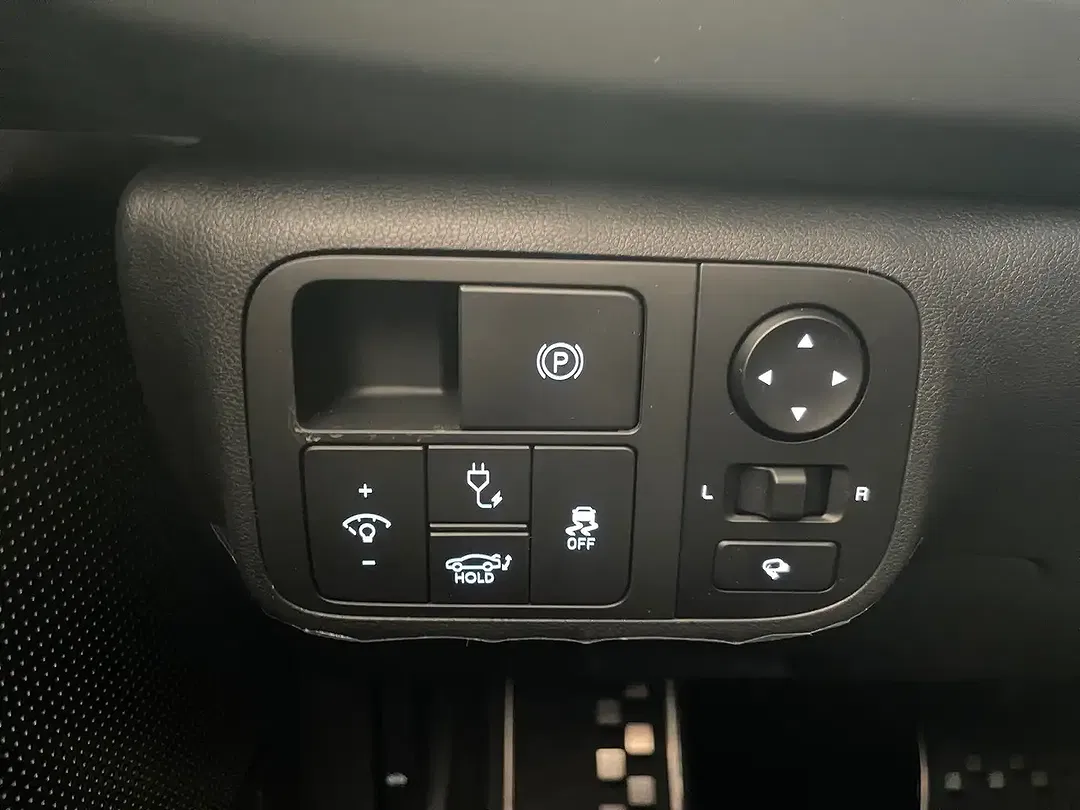 Hyundai IONIQ 6 EV N Line - Thumbnail 16