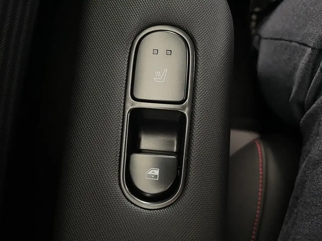 Hyundai IONIQ 6 EV N Line - Thumbnail 17