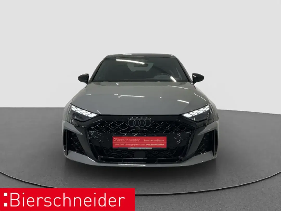 Audi RS3 Matrix LED - foto 2