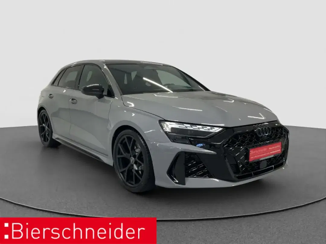 Audi RS3 Matrix LED - Thumbnail 3