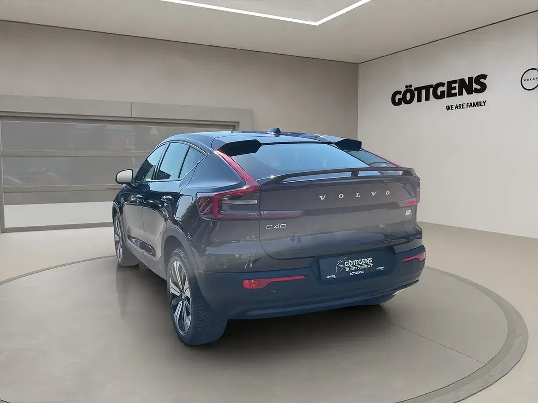 Volvo C40 eAWD Plus - Thumbnail 3