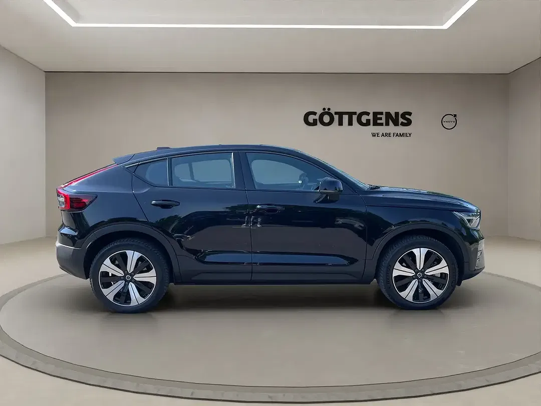 Volvo C40 eAWD Plus - Thumbnail 5