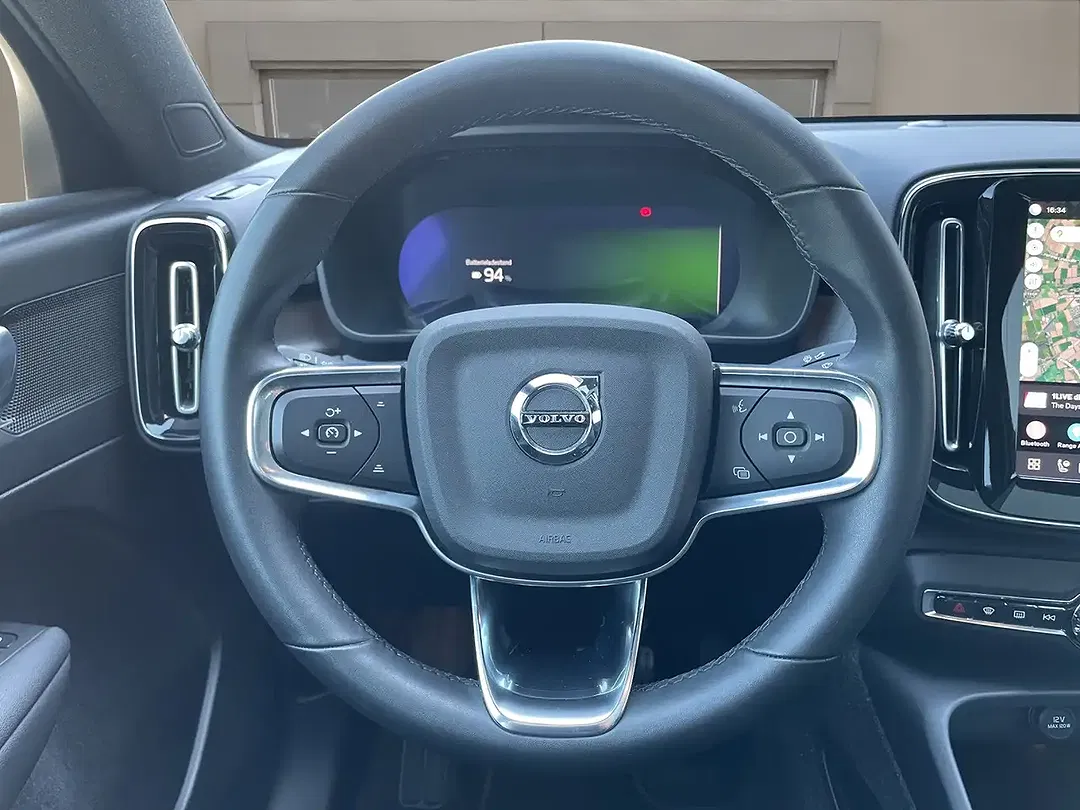 Volvo C40 eAWD Plus - Thumbnail 9
