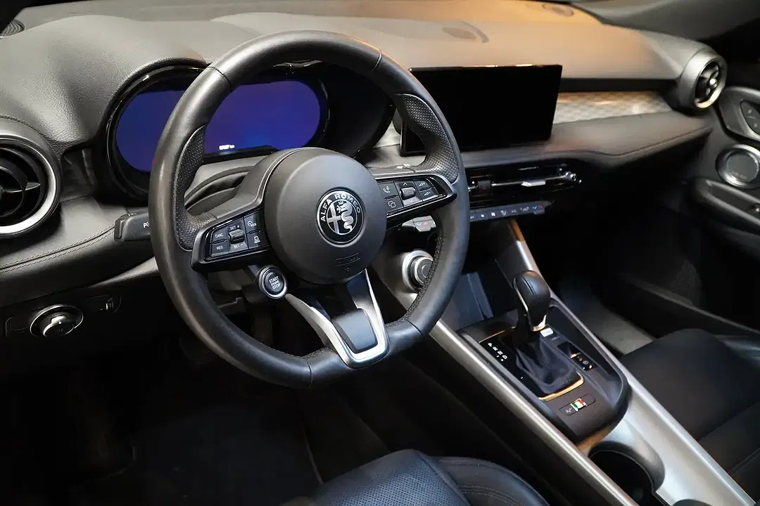 Alfa Romeo Tonale 1.5 VGT Hybrid Ti - Thumbnail 7