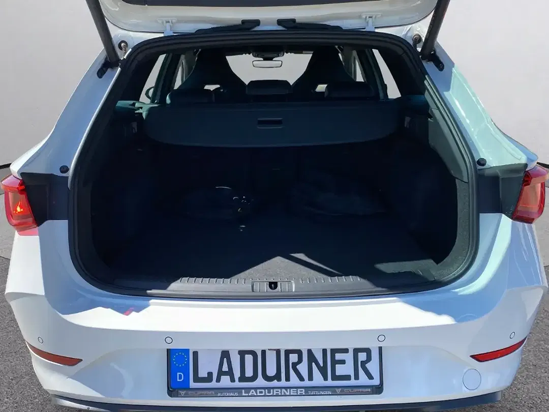 CUPRA Leon PHEV Sportstourer VZ1 - Thumbnail 9