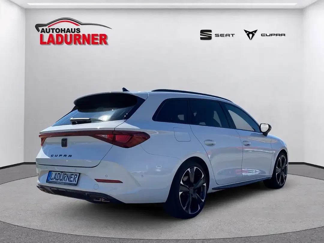 CUPRA Leon PHEV Sportstourer VZ1 - Thumbnail 4