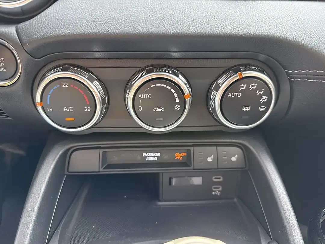 Mazda MX-5 1.5 Exclusive-Line - Thumbnail 15