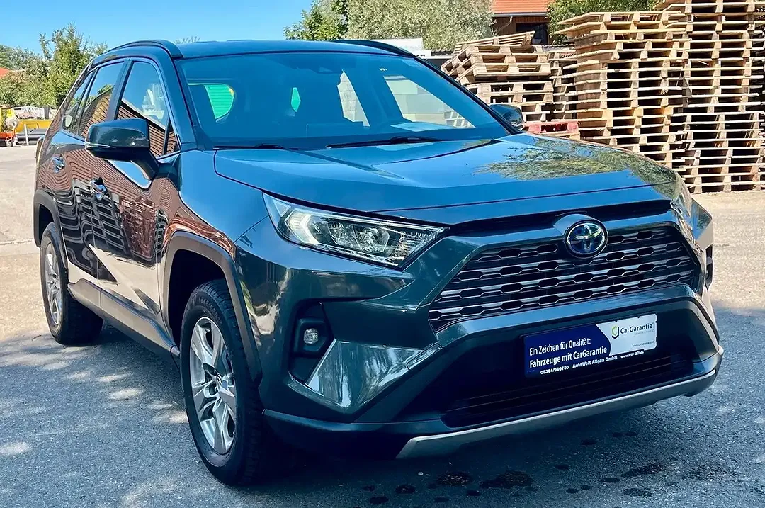 Toyota RAV 4 Hybrid 4x4 - Thumbnail 3