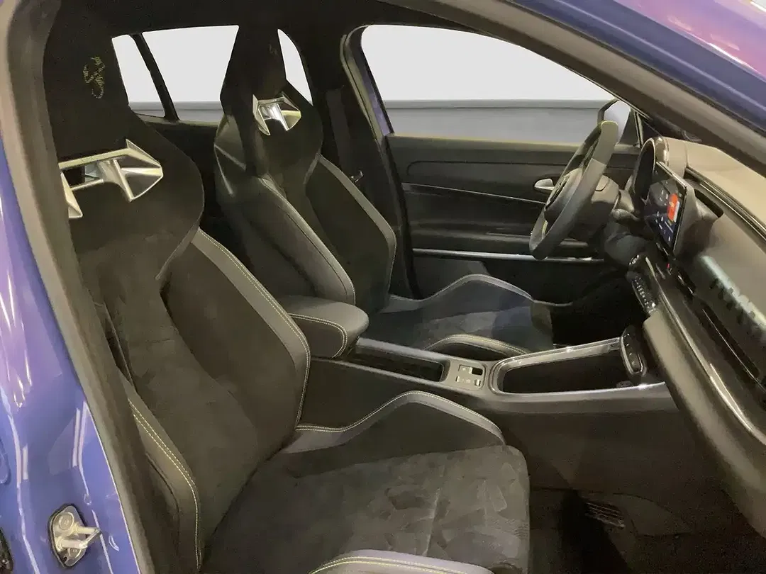 Abarth 600e Scorpionissima - Thumbnail 12