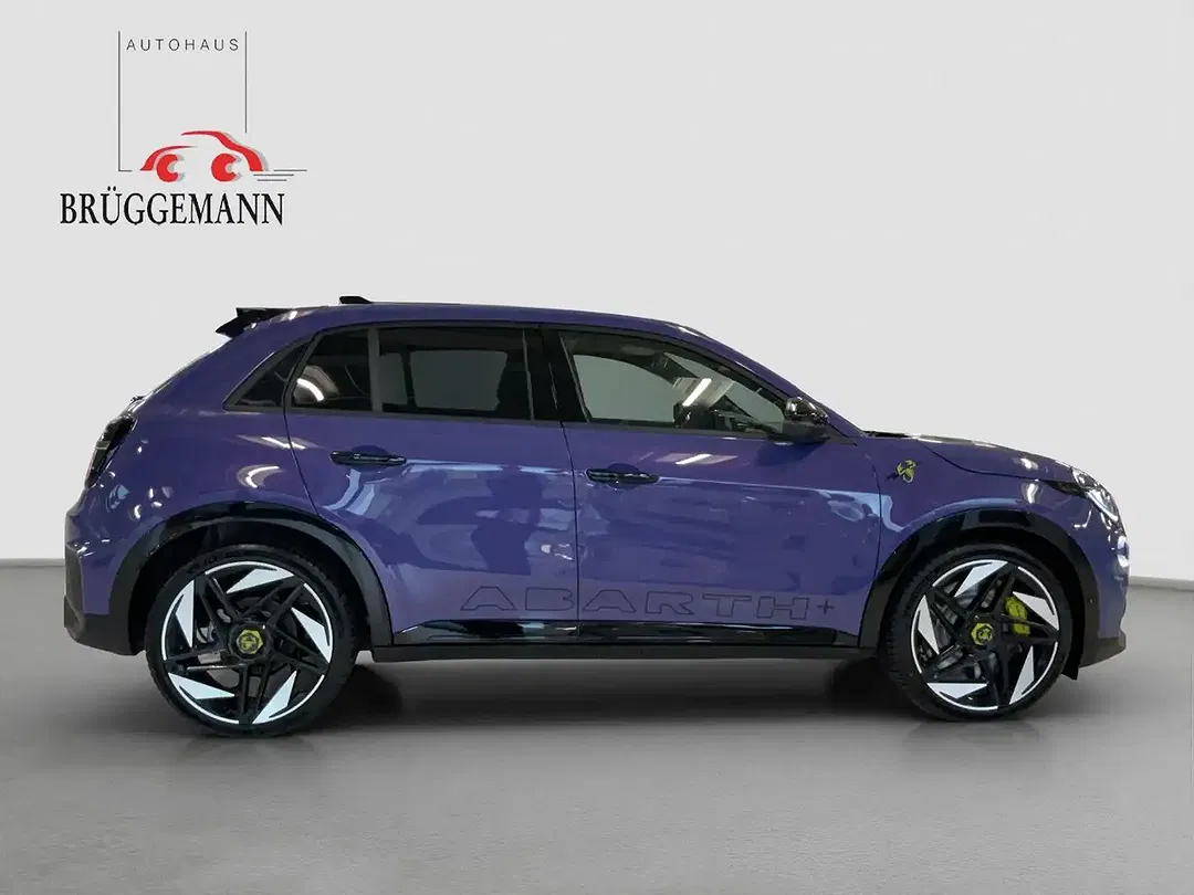 Abarth 600e Scorpionissima - Thumbnail 7