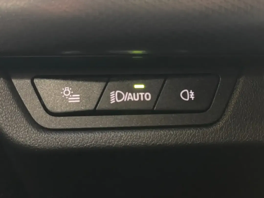 BMW iX2 M Sport - foto 8
