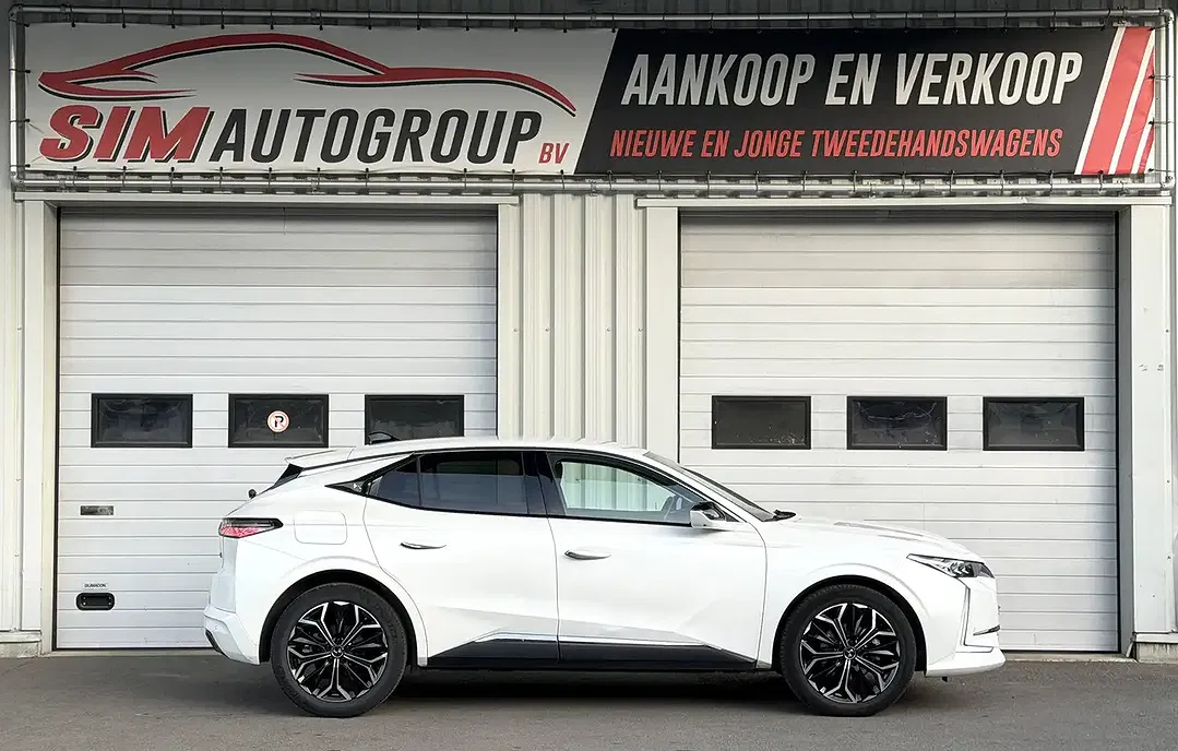DS Automobiles DS 4 - Thumbnail 5