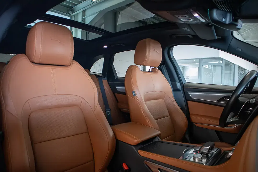 Jaguar F-Pace R-Dynamic - Thumbnail 9