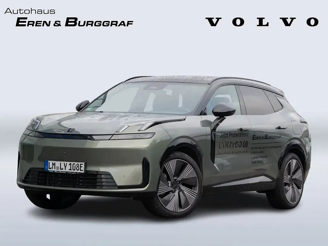 Lynk & Co 08 - foto 1
