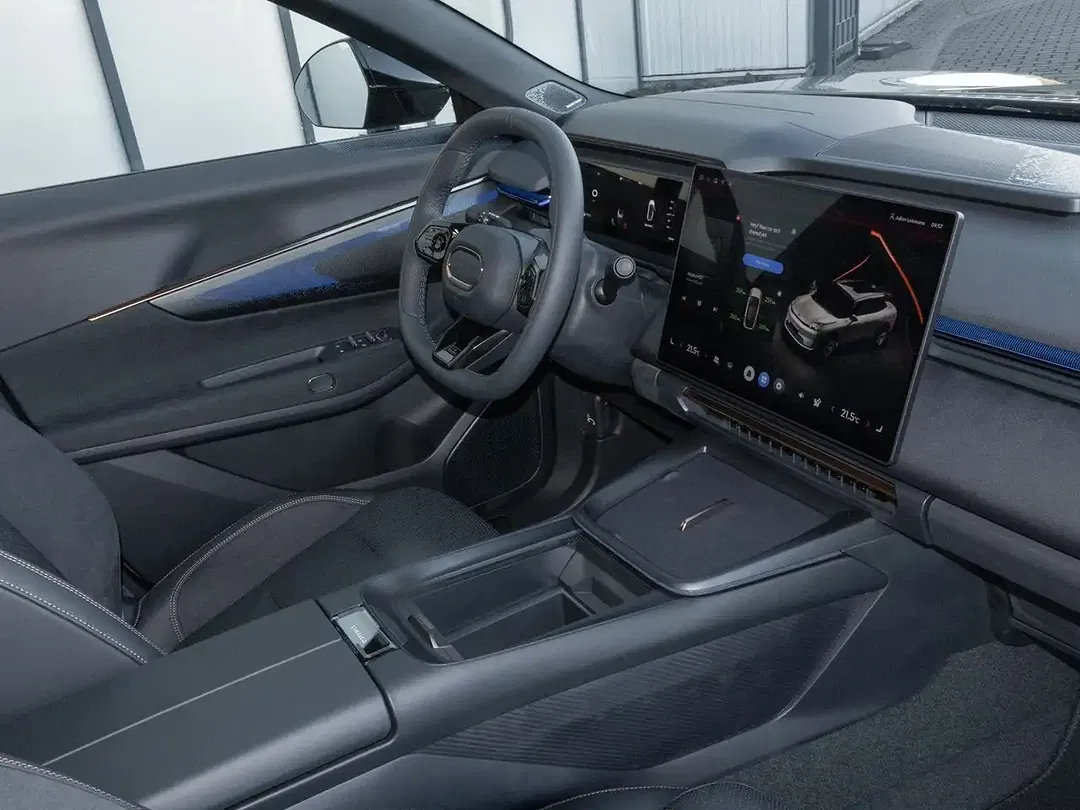 Lynk & Co 08 - Thumbnail 6