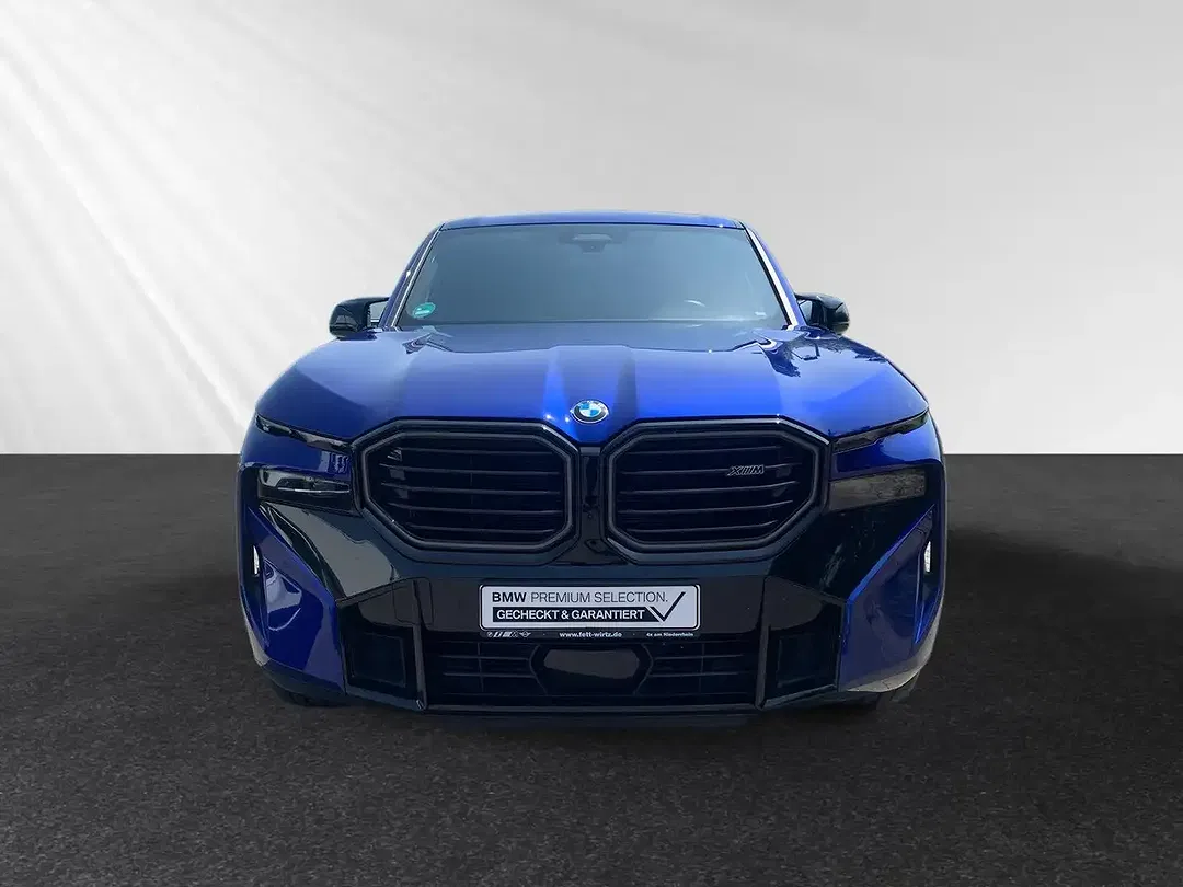 BMW XM - Thumbnail 4