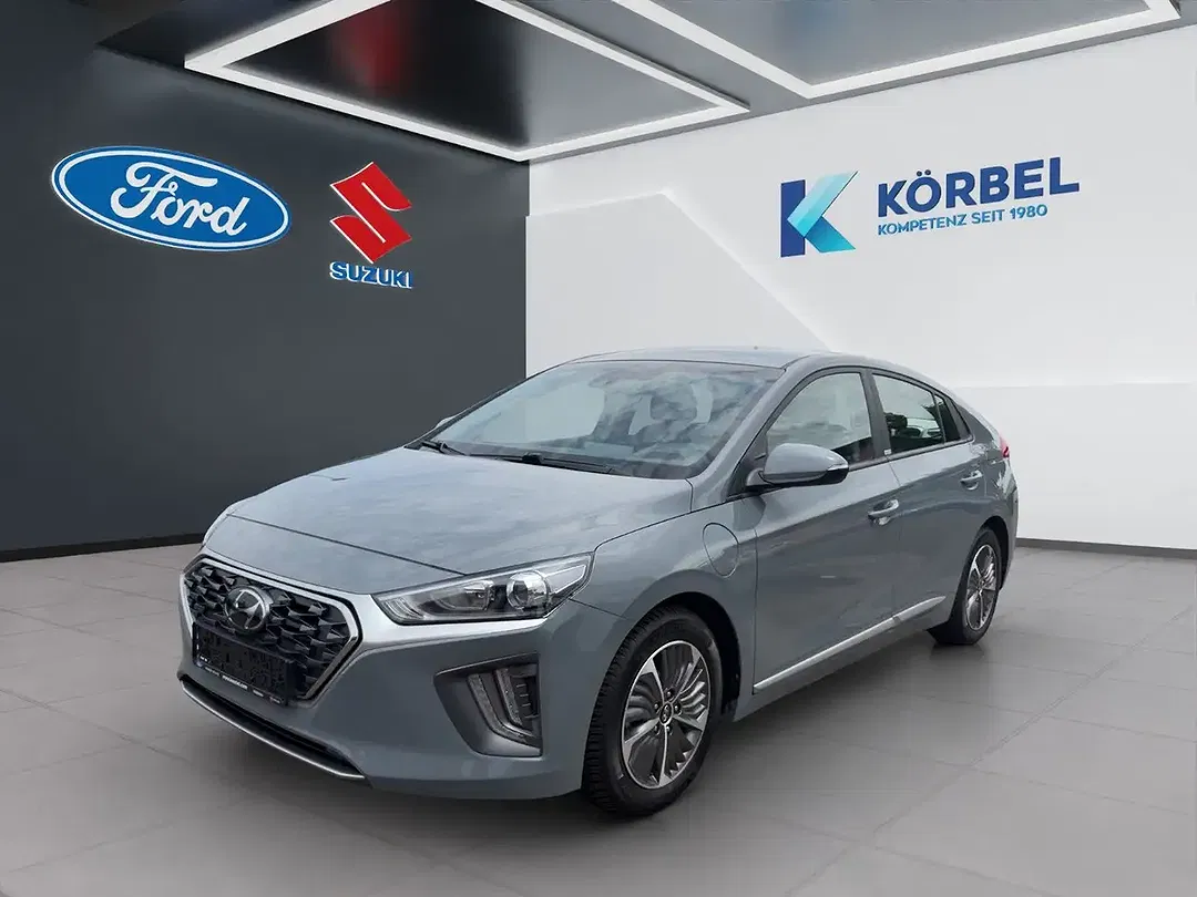 Hyundai IONIQ PHEV - foto 1