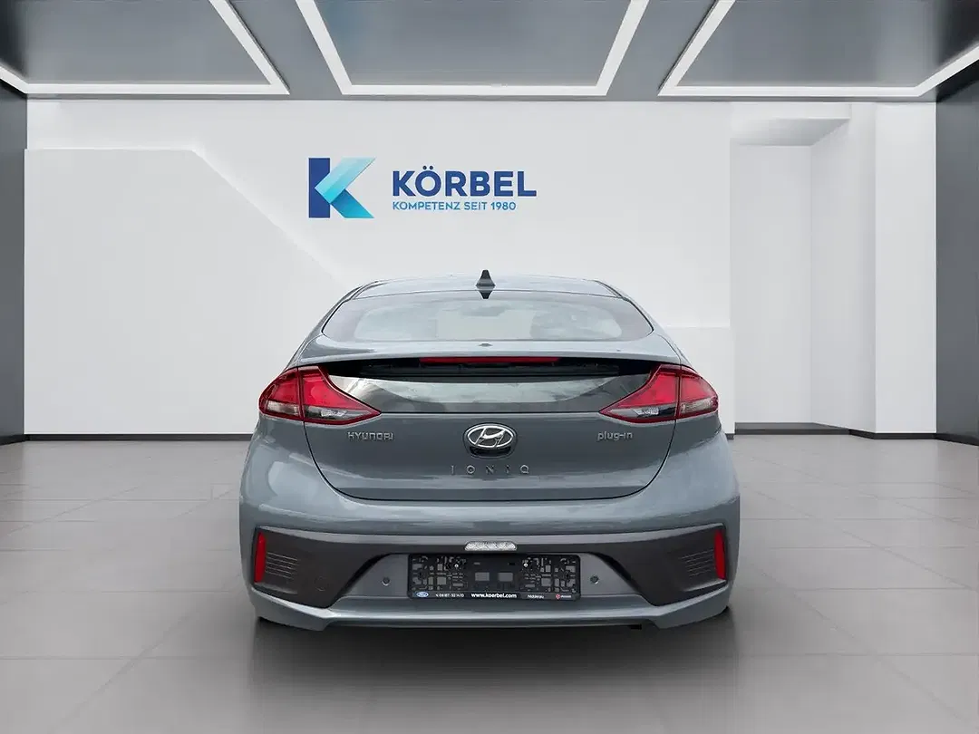 Hyundai IONIQ PHEV - Thumbnail 7